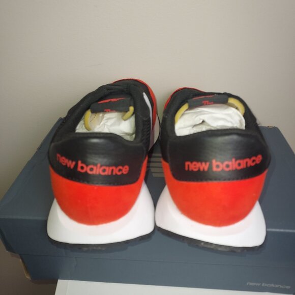 New Balance Black/Neo flame sneakers. - Picture 4 of 6